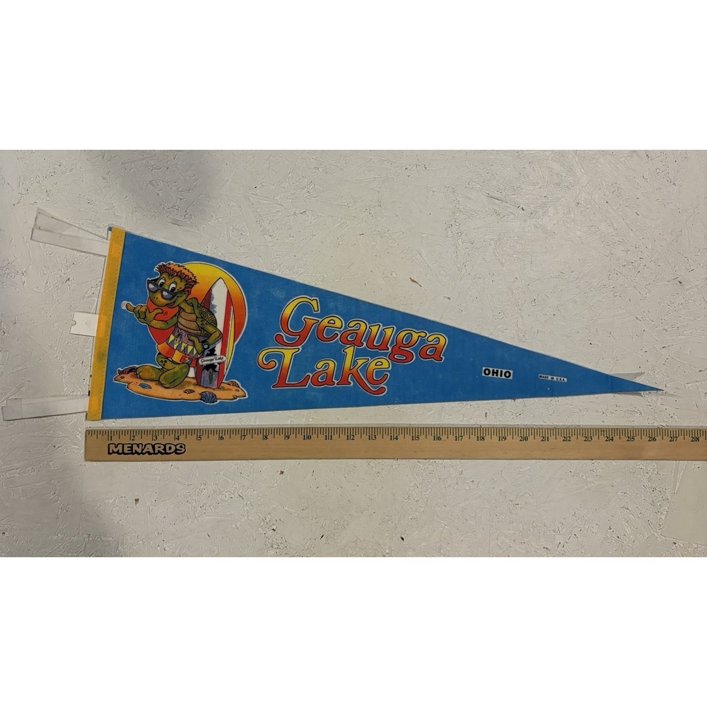 Vintage Geauga Lake Park 27" Long Pennant Flag Blue Yellow Rare